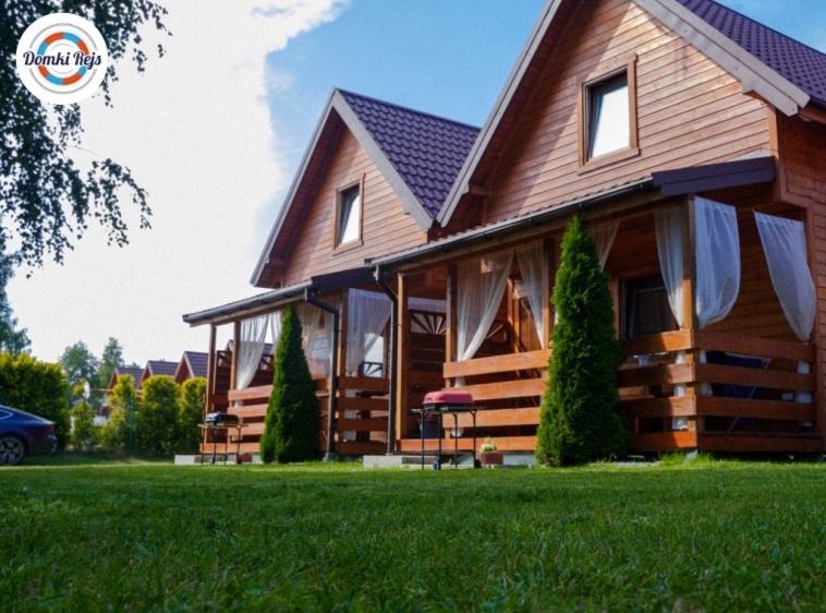 Domki Rejs Zdjęcia Domk&oacute;w z Zewnątrz