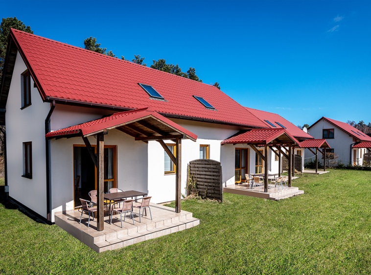 Domki Bliźniaki dla rodzin widok od ogrodu?v=1.0