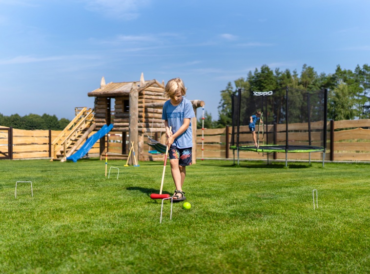 Domki Apartamentowe Dębki Plac zabaw?v=1.0