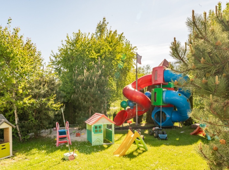 MAJKA plac zabaw?v=1.0